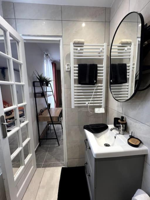 Le Japandi - Cosyloc Agency - Aux Portes De Paris ป็องแต็ง ภายนอก รูปภาพ